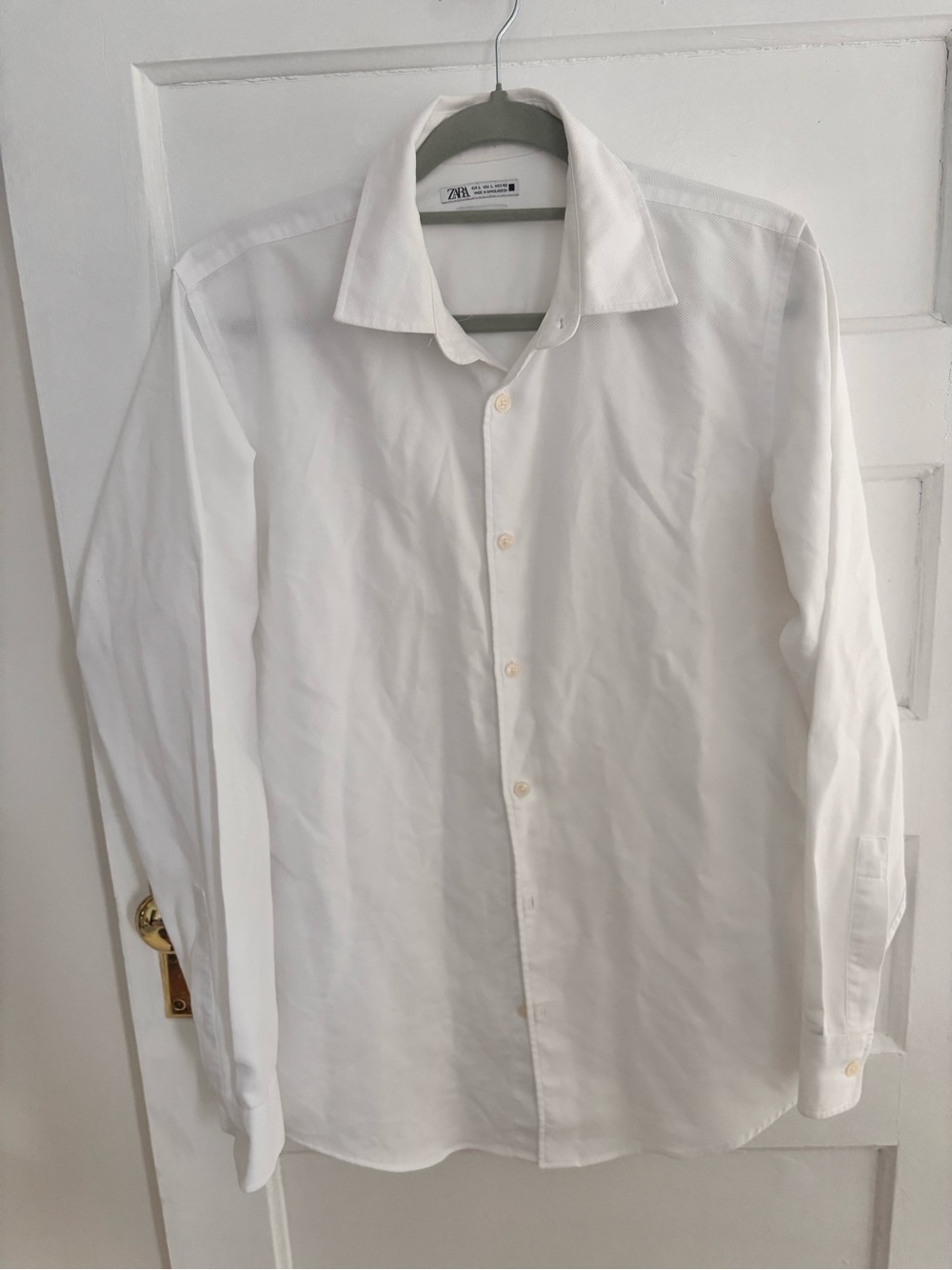 Zara Men’s White Dress Shirt - Classic Button-Down